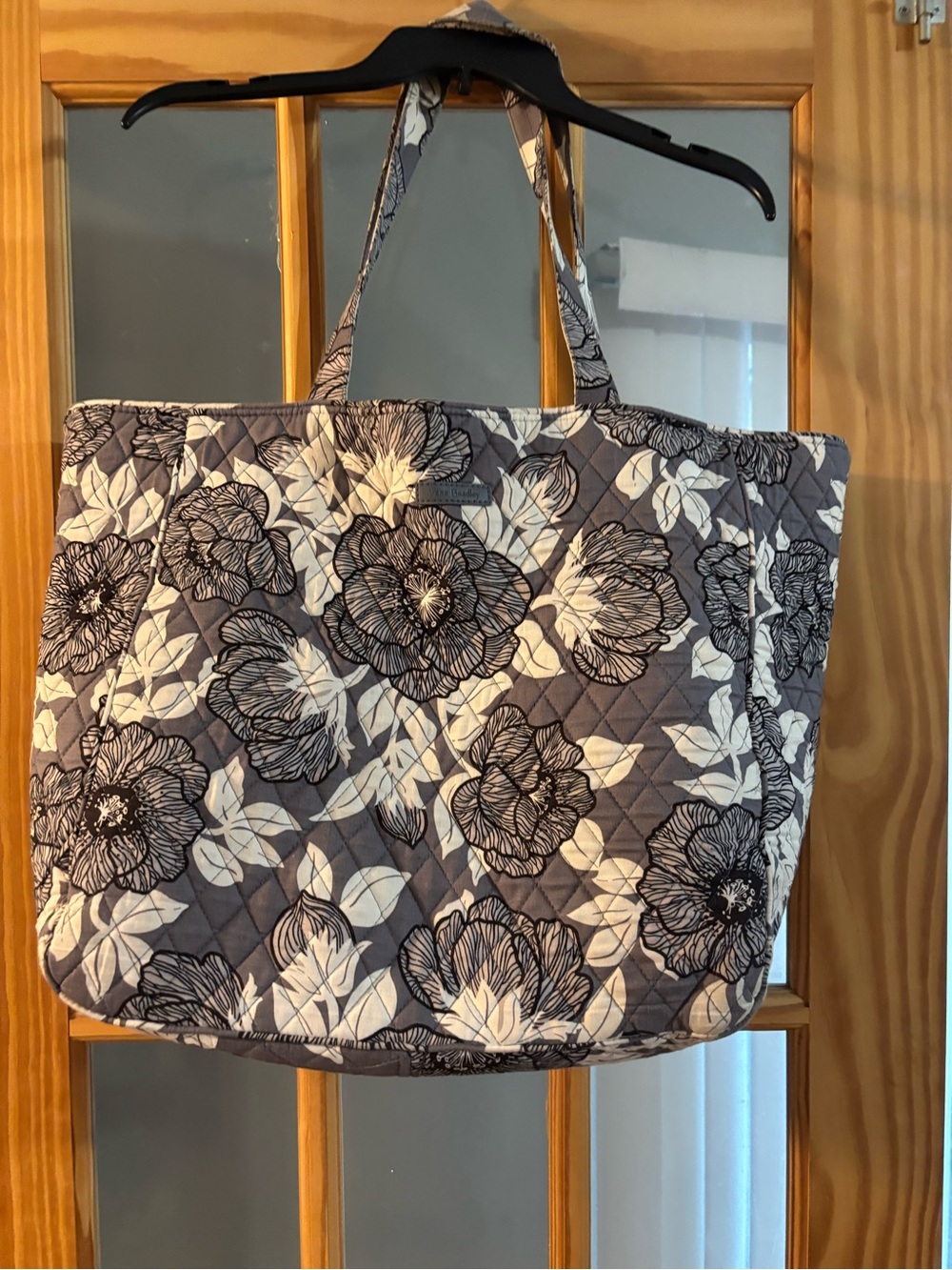 Vera Bradley “Moon Shadow Meadow” Grand Tote EUC